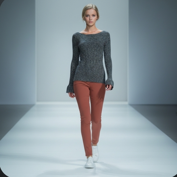 TheoryBoatneck Ribbed SweaterSize Medium